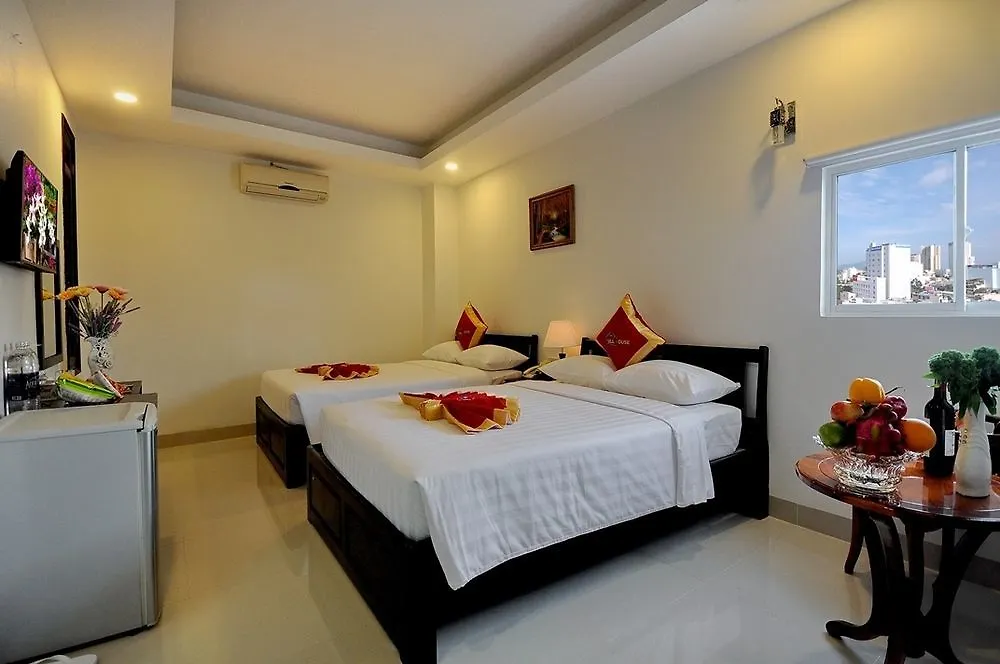 Full House Hotel Nha Trang