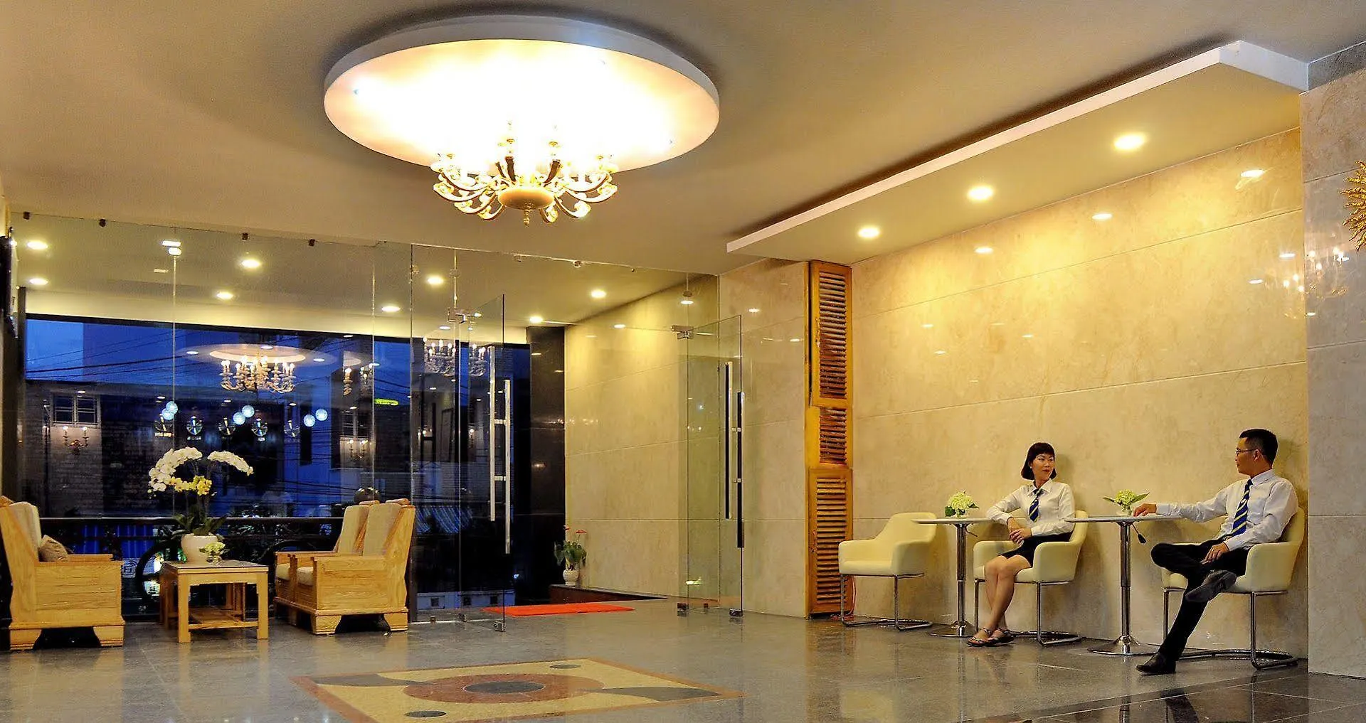 Full House Hotel Nha Trang
